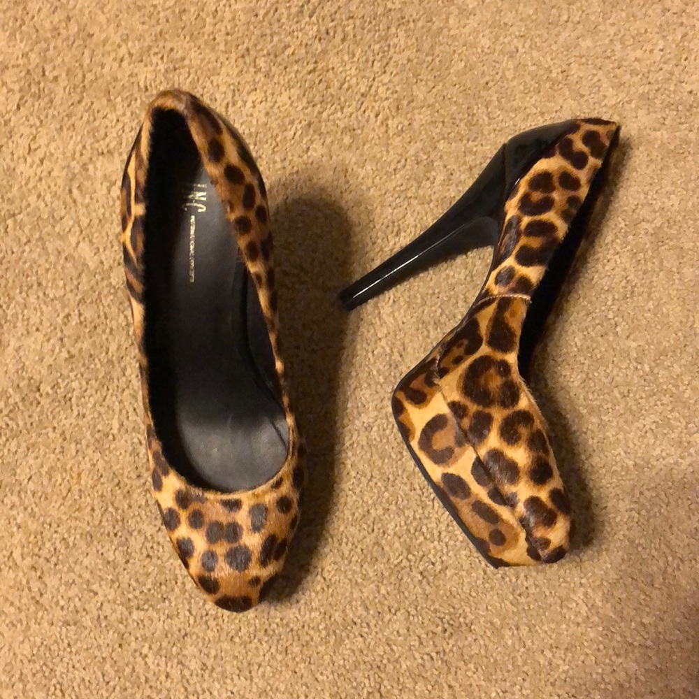 Leopard and Black heel